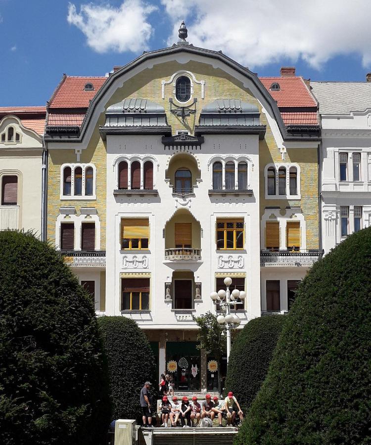 Neuhausz Suite - Ultracentral Timişoara Exterior foto